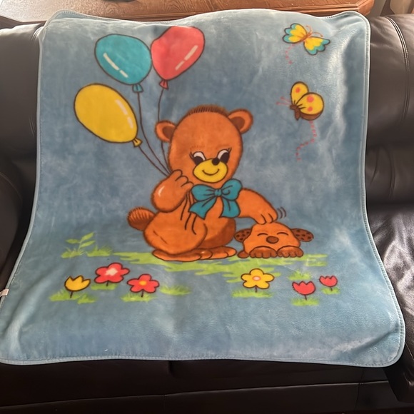 Vintage Rare Honey Bear Plush Blanket - Picture 2 of 16
